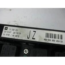NOSAČ OSIGURAČA Opel Astra 2008 1.4 16V plin 13250231