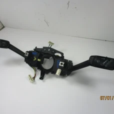 RUČICA POD VOLANOM Seat Leon 2013 1.6TDI 5Q0953507AC