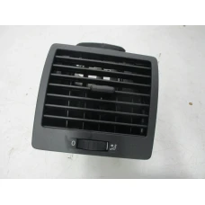 UKRASNA LETVICA Volkswagen Transporter 2009 2.5 TDI 7E5819204