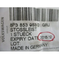 UKRASNA LETVICA Audi A3, S3 2005 2.0 TDI 8p3853953d