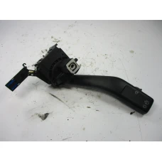 RUČICA POD VOLANOM Volkswagen Golf 2004 V. 1.9TDI 1K0953519