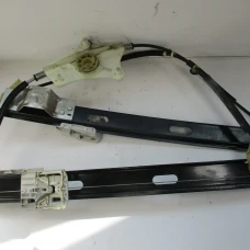 MEHANIZAM STAKLA PREDNJI DESNI Seat Leon 2015 1.6 TDI AUT. VARIANT 5F4837462D