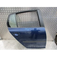 VRATA ZADNJA DESNA Volkswagen Golf 2005 V. 1.9TDI