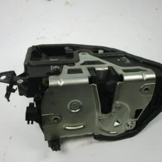 MEHANIZAM ZAKLJUČAVANJA ZADAJ DESNA BMW 3 2008 318D TOURING 7060296