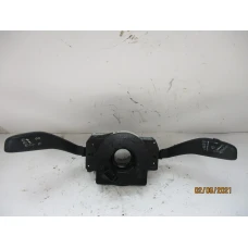 RUČICA POD VOLANOM Volkswagen Polo 2011 1.4 6Q0953503EC