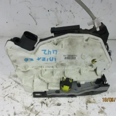 MEHANIZAM ZAKLJUČAVANJA ZADAJ DESNA Seat Ibiza 2009 1.4 6J0839016A