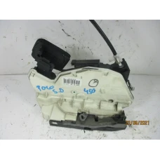 MEHANIZAM ZAKLJUČAVANJA PREDNJA DESNA Volkswagen Polo 2010 1.6TDI 5K1837016