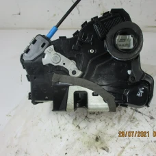 MEHANIZAM ZAKLJUČAVANJA PREDNJA DESNA Toyota Auris 2011 1.6