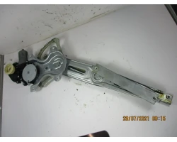 MEHANIZAM STAKLA PREDNJI DESNI Toyota Auris 2011 1.6 85701-02D10
