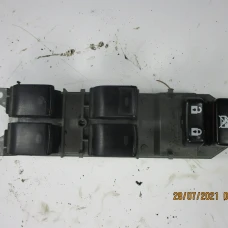 PREKIDAČ STAKLA Toyota Auris 2011 1.6