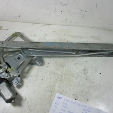 MEHANIZAM STAKLA PREDNJI DESNI Toyota Auris 2013 1.6 6981002450 6871002060