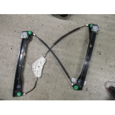 MEHANIZAM STAKLA PREDNJA LIJEVA Volkswagen Golf 2004 V. 1.9 TDI
