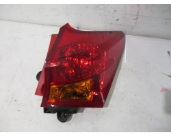 ŠTOP SVIJETLO DESNA Toyota Auris 2013 1.6 8155102740