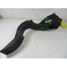 PEDALA GASA ELEKTRIČNA Audi A4, S4 2002 1.8T