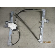 MEHANIZAM STAKLA PREDNJI DESNI Mitsubishi Colt 2008 1.3 5713A136 MEHANIZAM STAKLA PREDNJI DESNI Mitsubishi Colt 2008 1.3 5713A136
