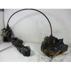 MEHANIZAM ZAKLJUČAVANJA PREDNJA DESNA Nissan Note 2010 1.4