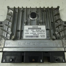 RAČUNALNIK MOTORA Citroën C5 2010 2.0HDI TURIER 9666266580