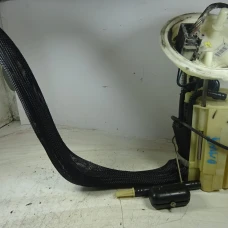PUMPA U REZERVOARU BMW 5 2004 520I