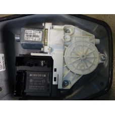 MEHANIZAM STAKLA PREDNJA LIJEVA Volkswagen Golf 2005 PLUS 1.6 5M1837401