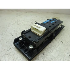 PREKIDAČ STAKLA Toyota Corolla Verso 2007 2.2D4D 84820-0f030