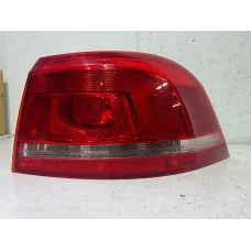 ŠTOP SVIJETLO DESNA Volkswagen Passat 2013 1.6TDI VARIANT 3af945096e