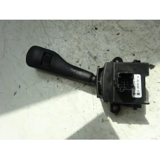RUČICA POD VOLANOM BMW 3 2003 318 TOURING D 8363669 01204020