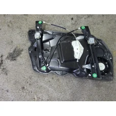 MEHANIZAM STAKLA PREDNJI DESNI Volkswagen Passat 2013 1.6TDI VARIANT