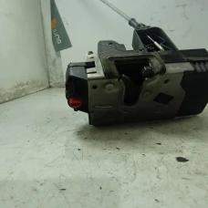 MEHANIZAM ZAKLJUČAVANJA ZADAJ DESNA Opel Meriva 2004 1.6