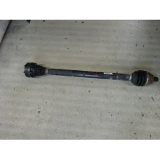 POLUOSOVINA PREDNJA DESNA Volkswagen Golf 2006 1.9TDI PLUS