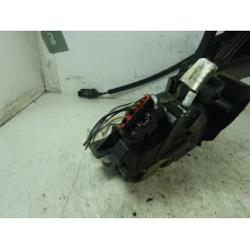 MEHANIZAM ZAKLJUČAVANJA ZADAJ DESNA Ford C-Max 2012 2.0 TDCI 120M6