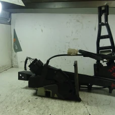 MEHANIZAM ZAKLJUČAVANJA PREDNJA DESNA Ford C-Max 2012 2.0 TDCI 120M6