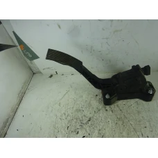 PEDALA GASA ELEKTRIČNA Nissan Pathfinder 2007 2.5 18002ea000 6pv933901-01