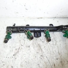 INJEKTOR Peugeot 207 2007 1.4 9655833580