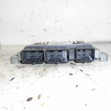 RAČUNALNIK MOTORA Dacia Sandero 2012 1.5 DCI STEPWAY 237102280R