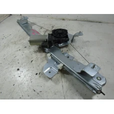 MEHANIZAM STAKLA PREDNJI DESNI Dacia Sandero 2012 1.5 DCI STEPWAY