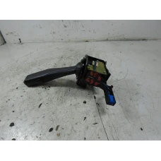 RUČICA POD VOLANOM Volkswagen Golf 2006 1.9TDI PLUS