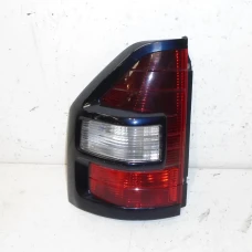 ŠTOP SVIJETLO LIJEVA Mitsubishi Pajero, Montero 2005 3.2