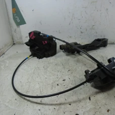 MEHANIZAM ZAKLJUČAVANJA ZADAJ DESNA Nissan Note 2007 1.4