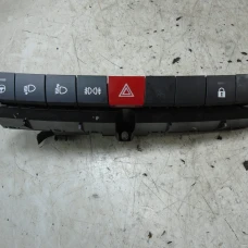 PREKIDAČ ŽMIGAVACA Fiat 500 2018 L 1.4 7356509030