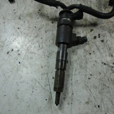 INJEKTOR Peugeot 206 2004 1.4HDI 9080786280