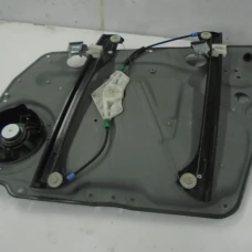 MEHANIZAM STAKLA PREDNJA LIJEVA Mercedes-Benz B-Klasse 2009 180 CDI
