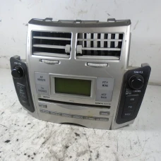 RADIO Toyota Yaris 2006 1.4 D 86120-0d211