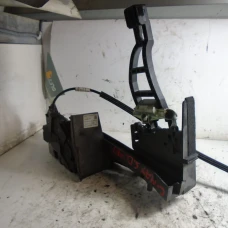MEHANIZAM ZAKLJUČAVANJA PREDNJA DESNA Ford C-Max 2011 1.6