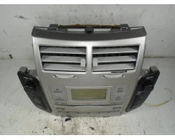 RADIO Toyota Yaris 2006 1.3 8612000210