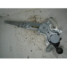MEHANIZAM STAKLA PREDNJI DESNI Toyota Auris 2008 1.6