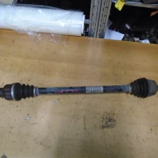POLUOSOVINA PREDNJA DESNA Peugeot 208 2014 1.0 10275124a