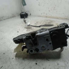 MEHANIZAM ZAKLJUČAVANJA PREDNJA LIJEVA Peugeot 208 2014 1.0