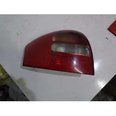 ŠTOP SVIJETLO LIJEVA Audi A6, S6 2002 2.5 TDI