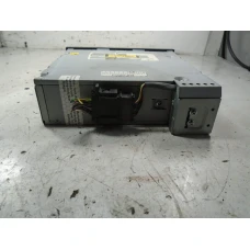 RADIO Audi A4, S4 2006 2.0TDI AVANT AUT. 8e0035111
