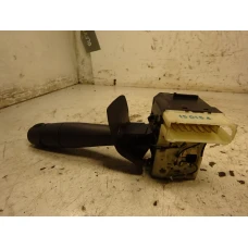 RUČICA POD VOLANOM Renault CLIO 2004 1.2 16v 150154